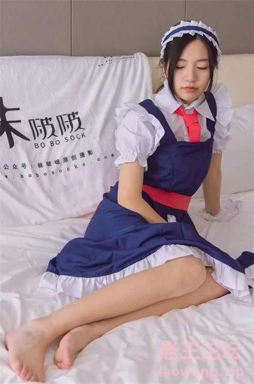 小甜豆-女仆平底鞋肉丝、裸足足秀[145P+1V 1.39G 百度网盘] [145p+1v-1.39g]