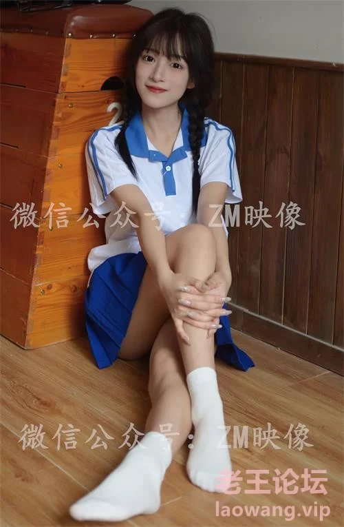 [织梦映像]-同学少年 超短裙校服棉袜美腿[300P1V2G 百度网盘] [300p1v-2g]