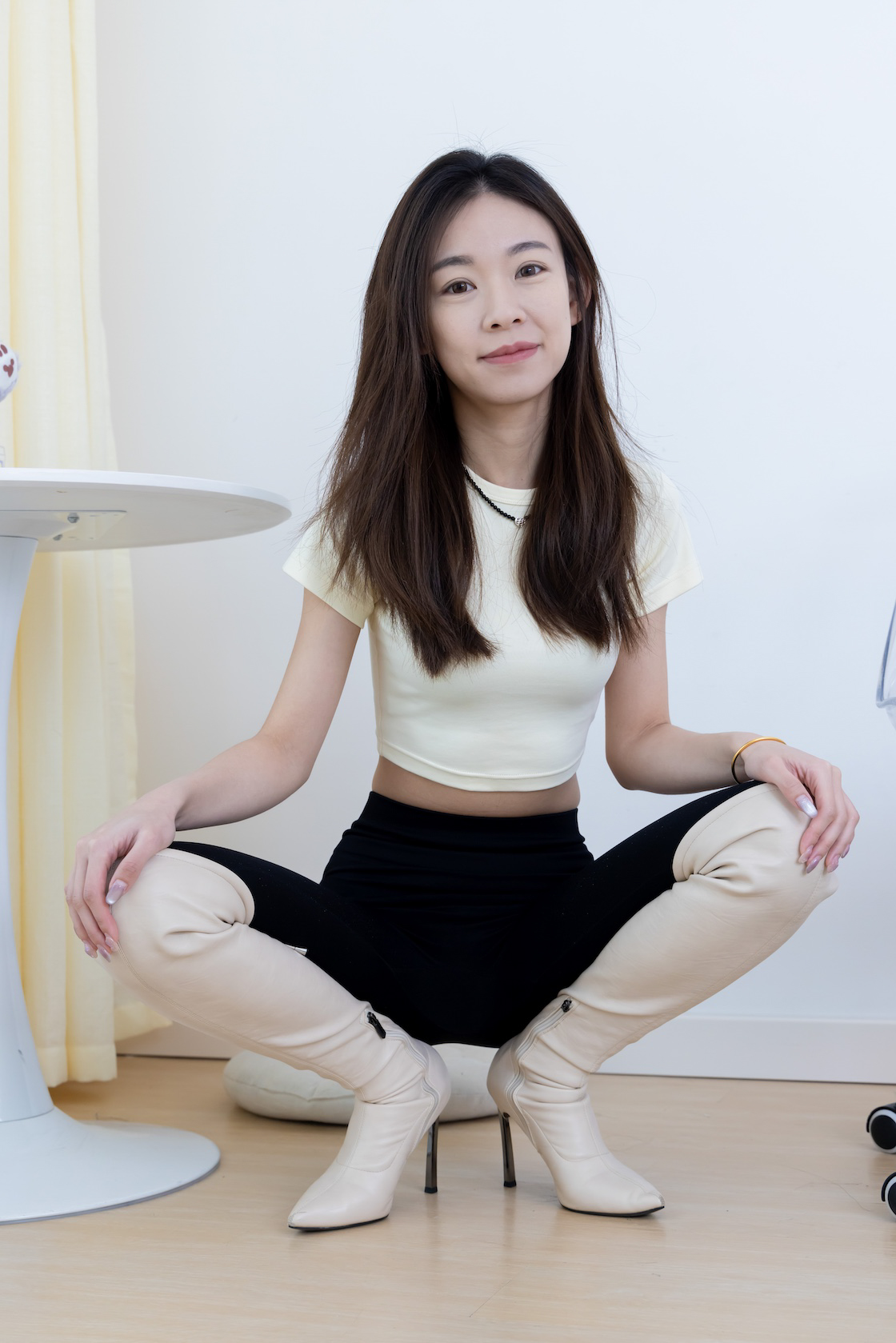 物恋传媒 - NO.2339期 《婷婷》 长靴，白棉袜，裸足，物恋传媒，物恋摄影映画