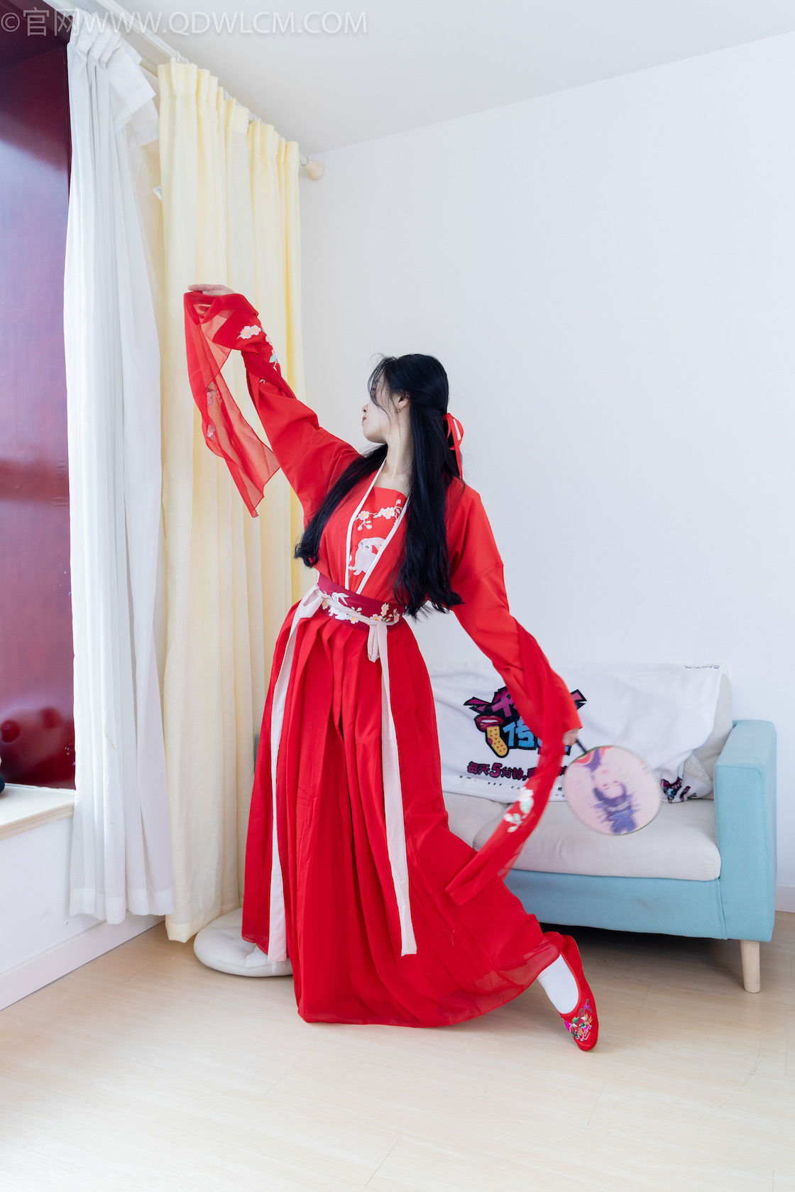 物恋传媒 - NO.2328期 《绒绒》 汉服，布鞋，白棉袜[打底]红色船袜[叠穿]，物恋传媒，物恋摄影映画