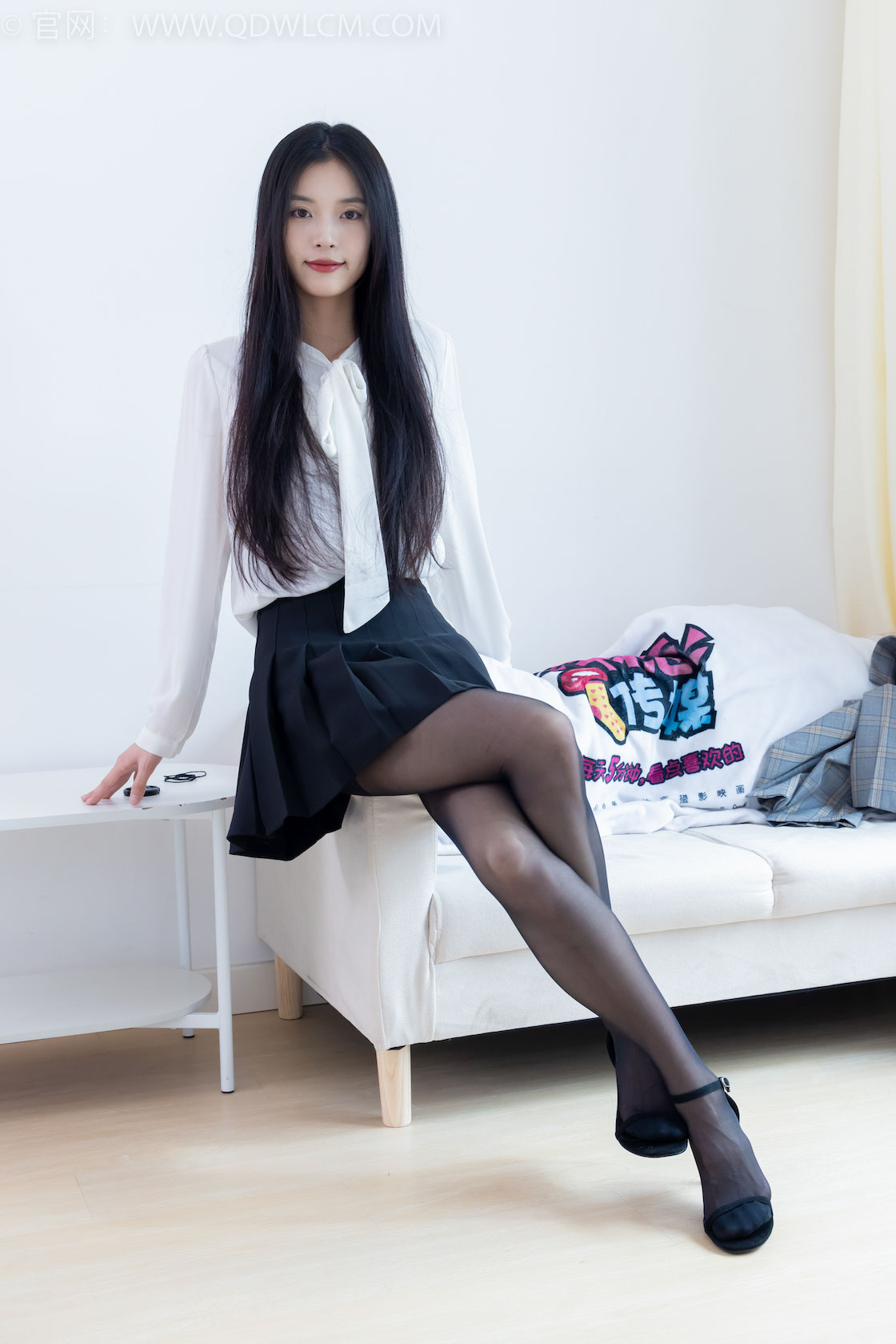 物恋传媒 -  第2337-2356共20期打包[棉袜，船袜，裸足，丝袜，打包]