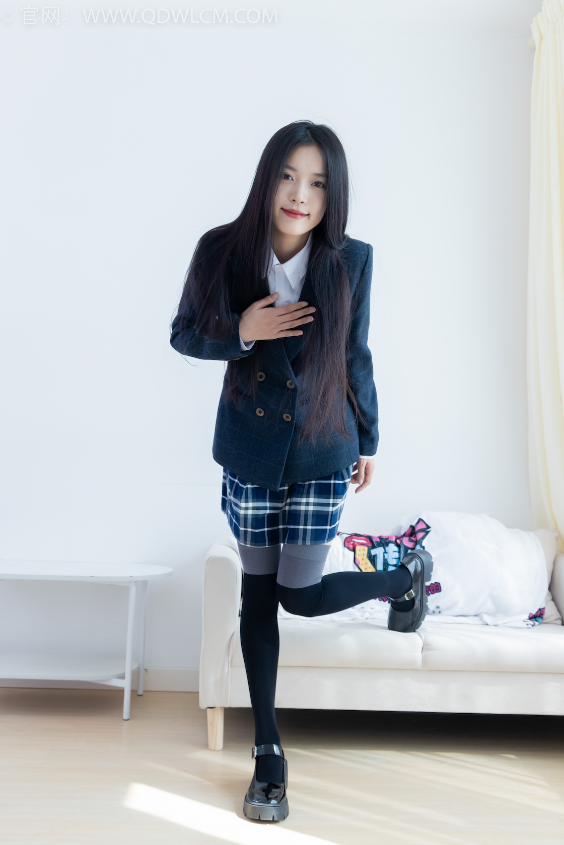 物恋传媒 - NO.2371期 《茯苓》 JK制服，皮鞋，拼接过膝袜，物恋传媒摄影作品