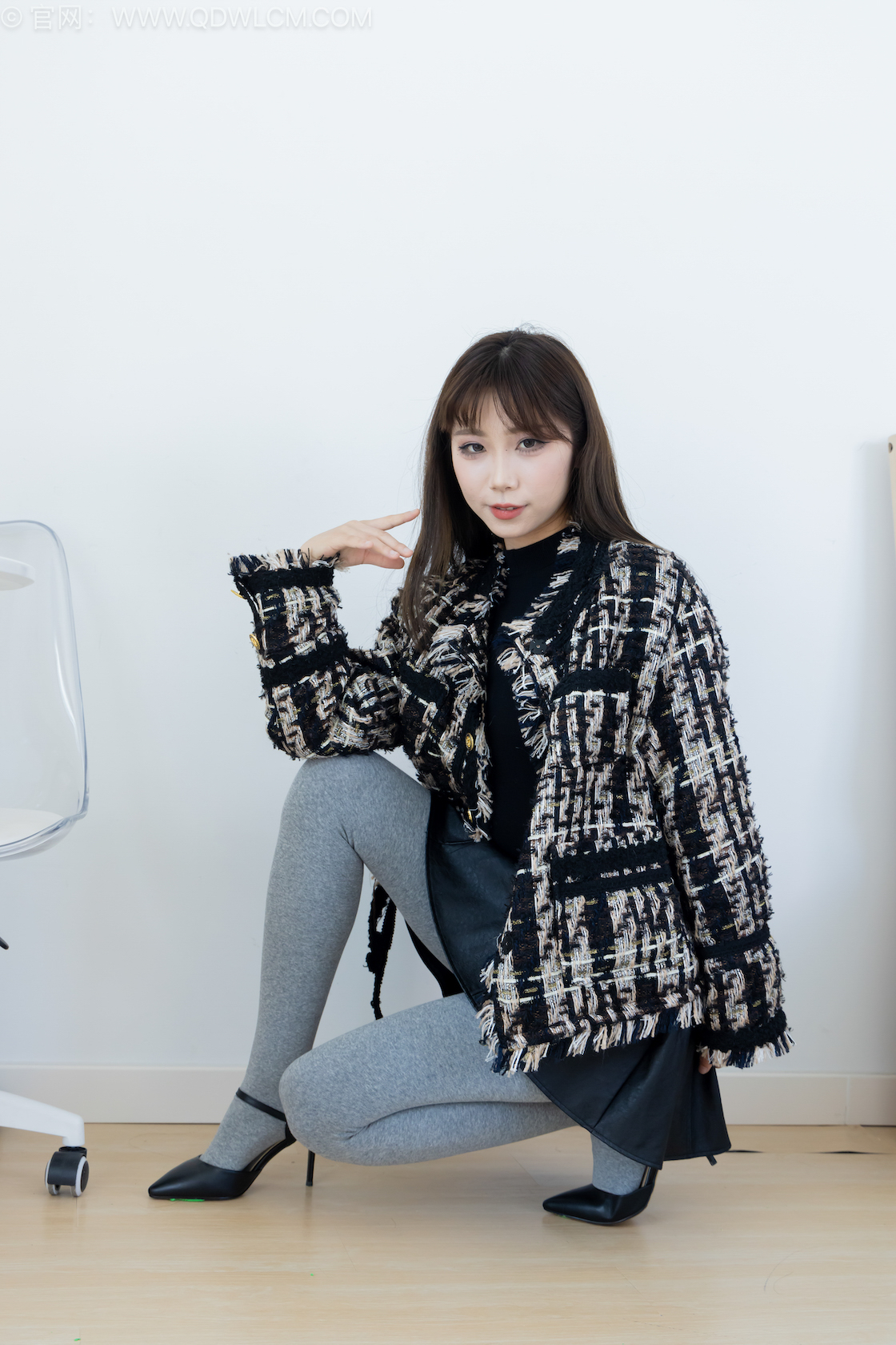 物恋传媒 - NO.2531期 《泡泡》 高跟鞋，厚灰丝，物恋传媒，物恋摄影映画