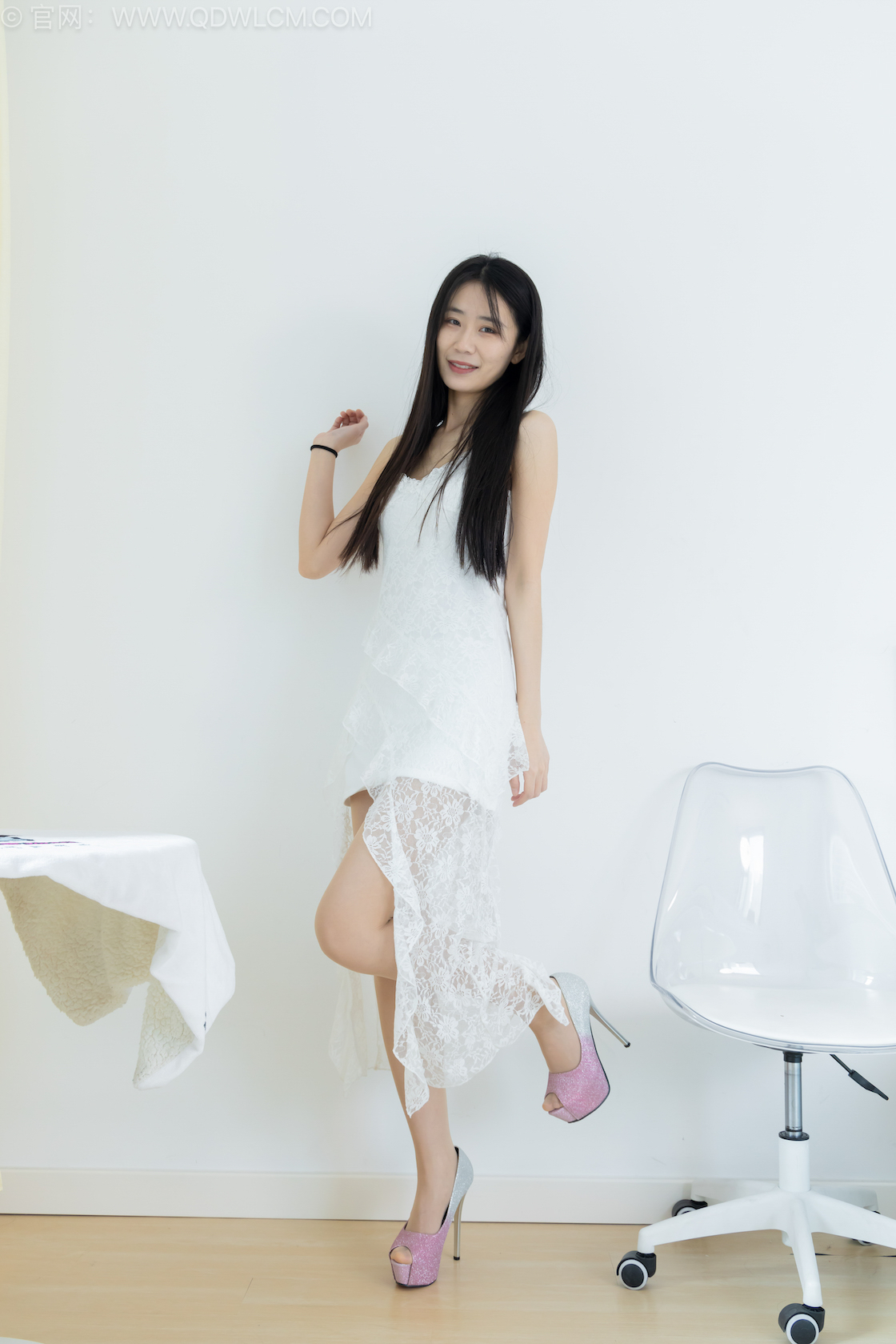 物恋传媒 - NO.2538期 《菜菜》 高跟鞋，薄肉丝[脚尖透明款]，物恋传媒，物恋摄影映画