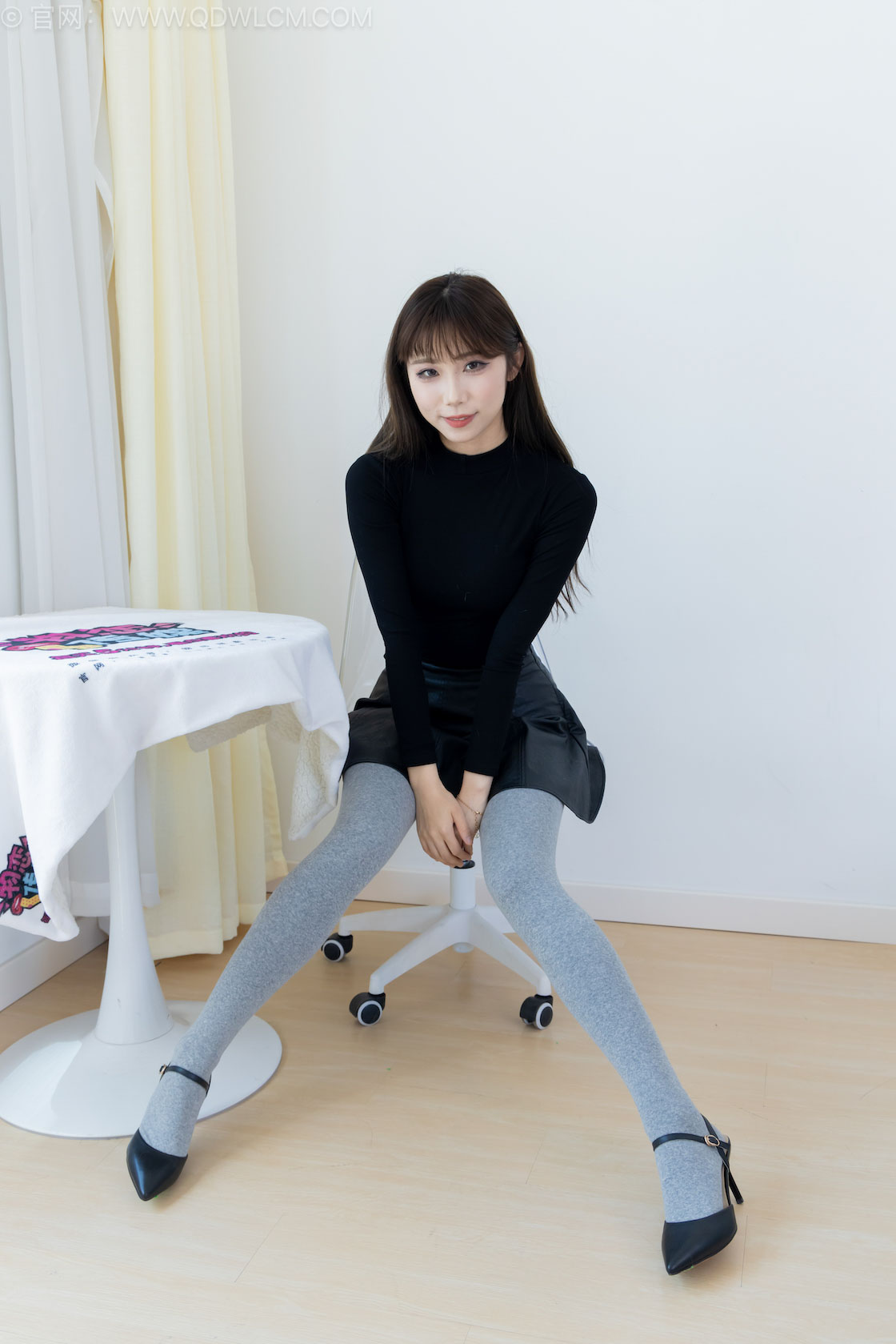 物恋传媒 -  第2517-2536共20期打包[棉袜，船袜，裸足，丝袜，打包]