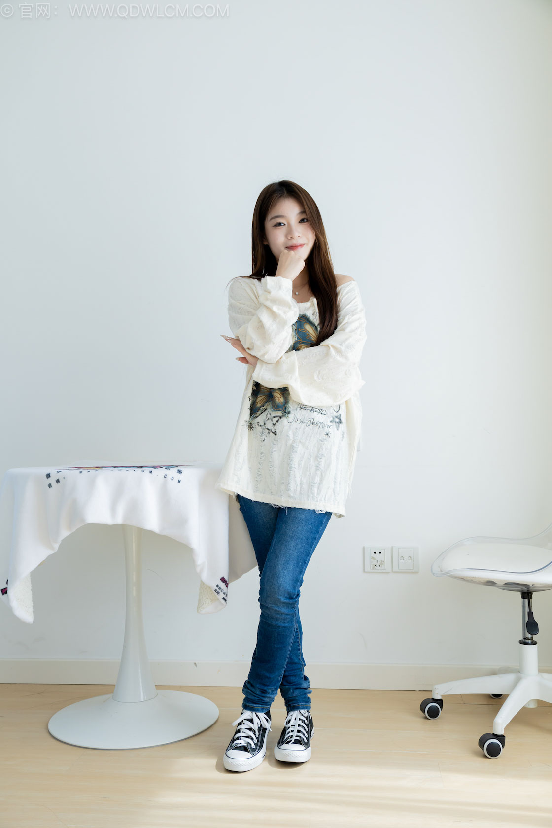 物恋传媒 -  第2537-2556共20期打包[棉袜，船袜，裸足，丝袜，打包]