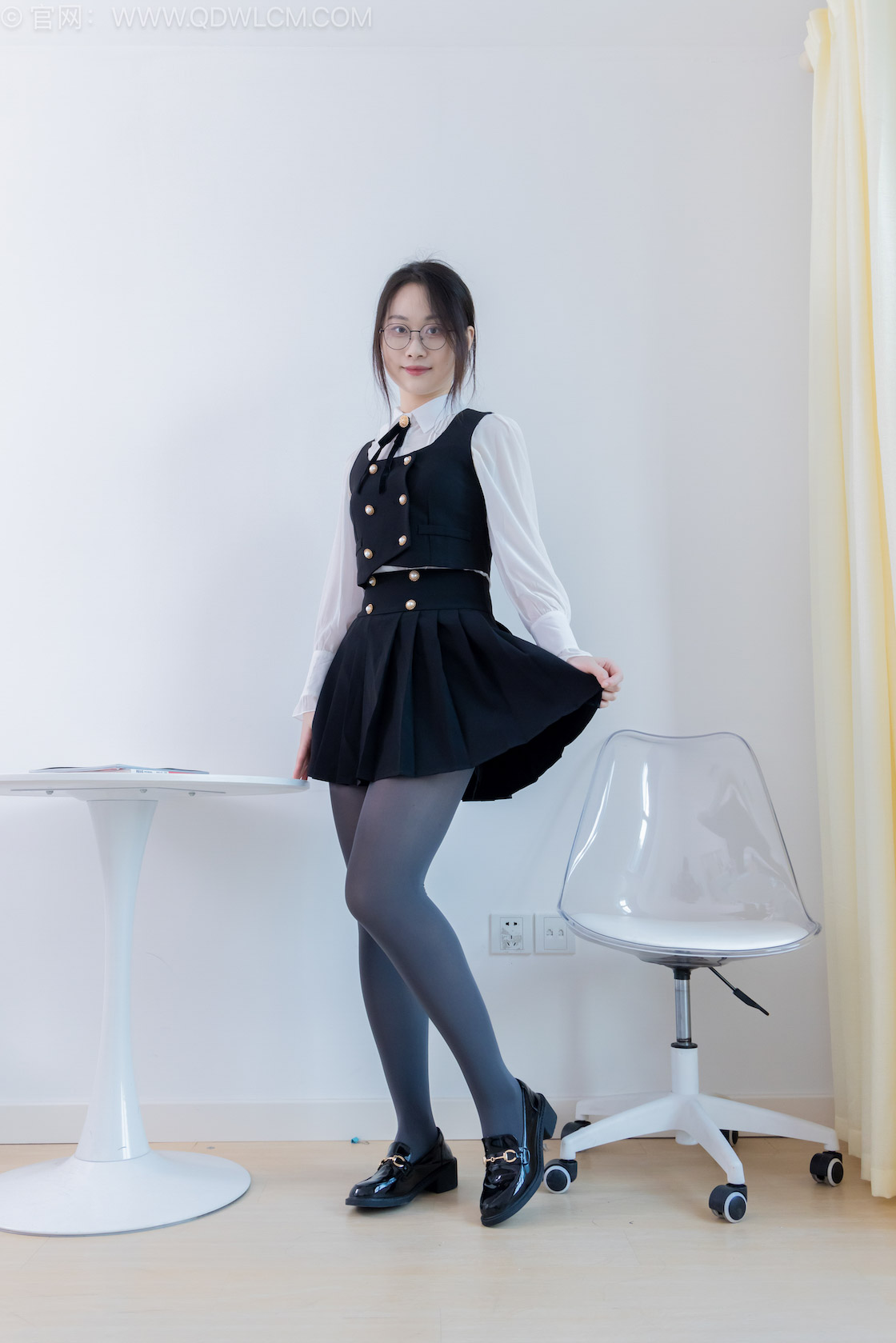 物恋传媒 -  第2537-2556共20期打包[棉袜，船袜，裸足，丝袜，打包]