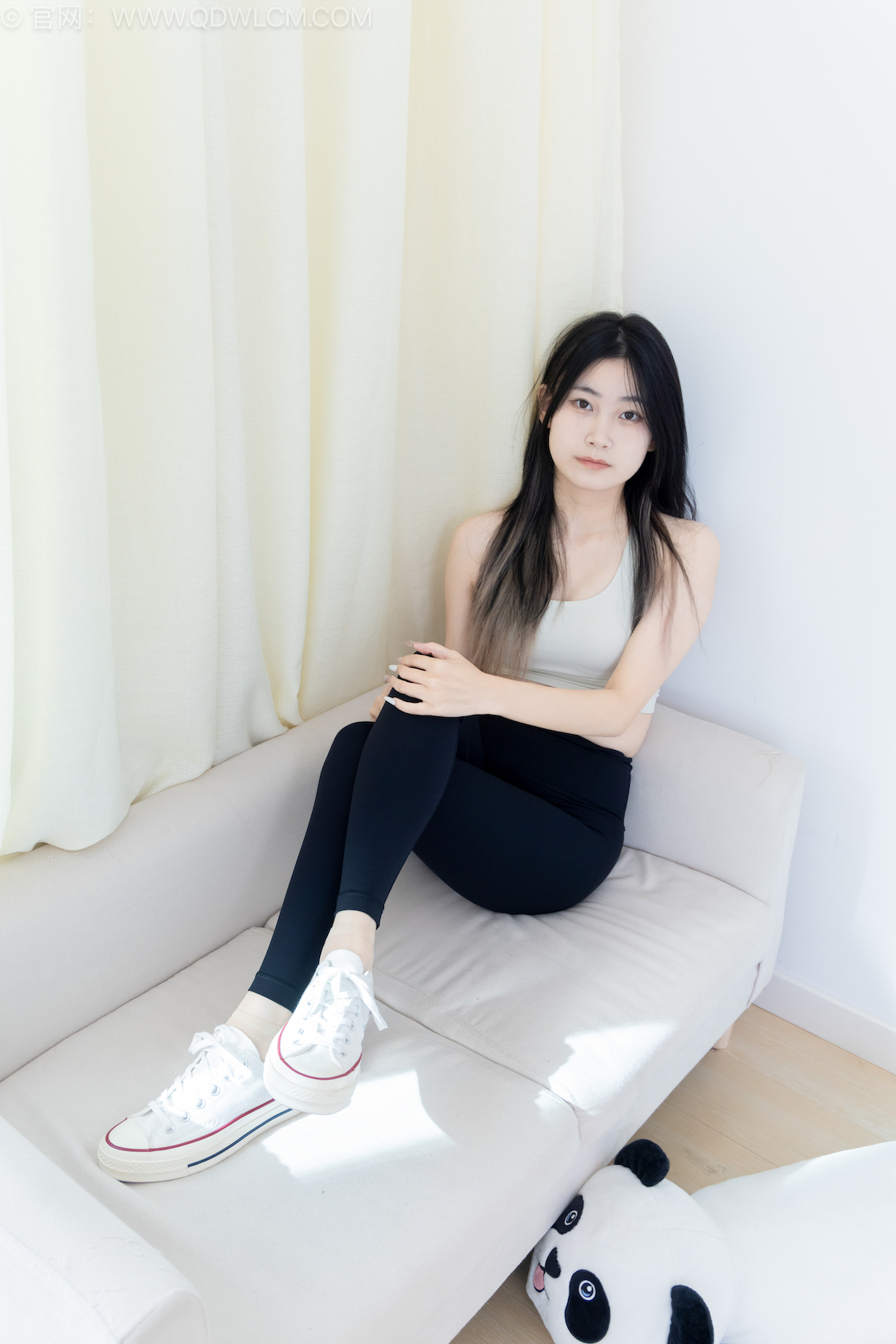 物恋传媒 - NO.2561期 《贝壳》 板鞋，帆布鞋，短肉丝[脚尖加固款]，瑜伽裤，本期视频为竖屏拍摄