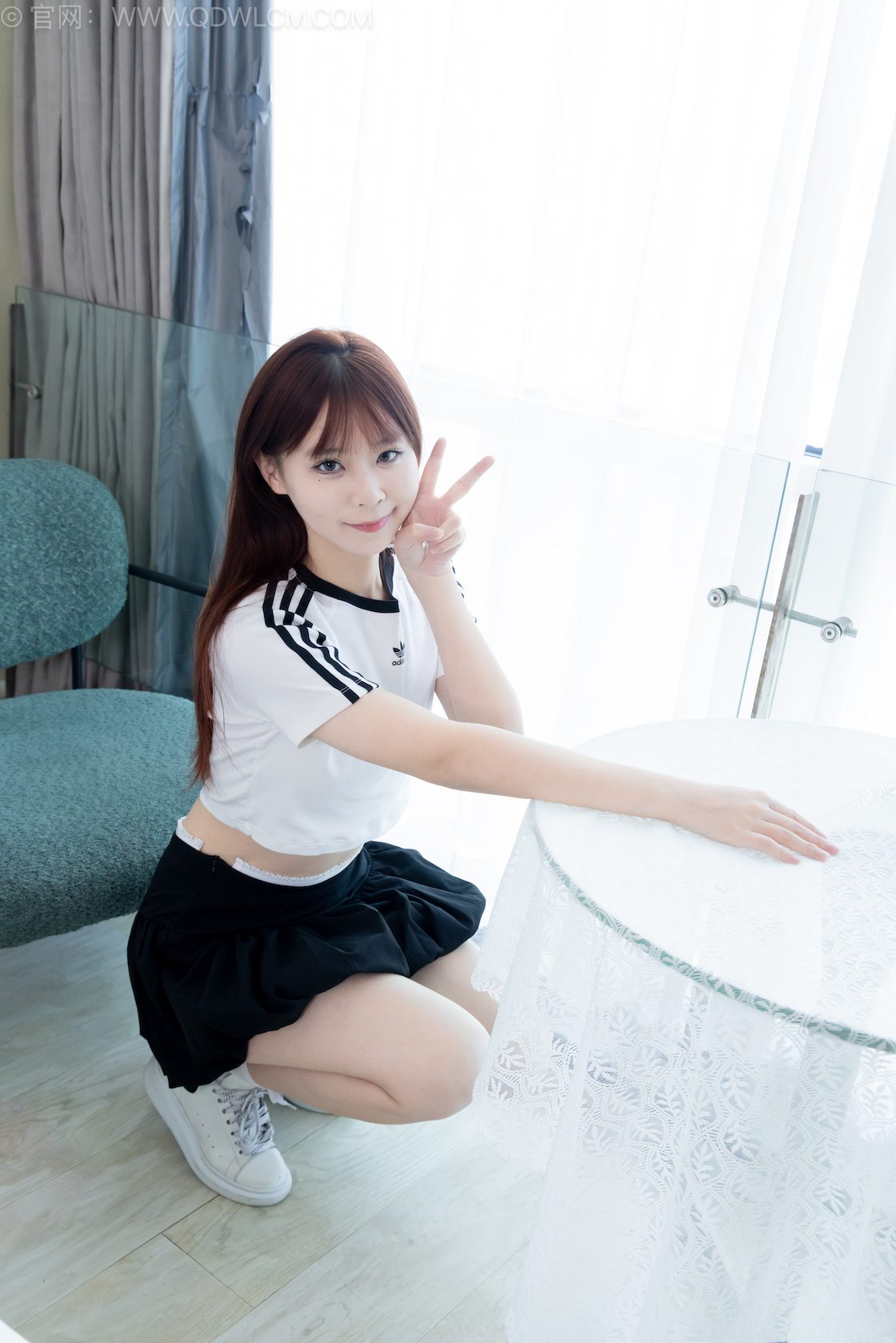 物恋传媒 - NO.2582期 《面面》 板鞋，纯白棉袜[高筒]，裸足，物恋传媒，物恋摄影映画