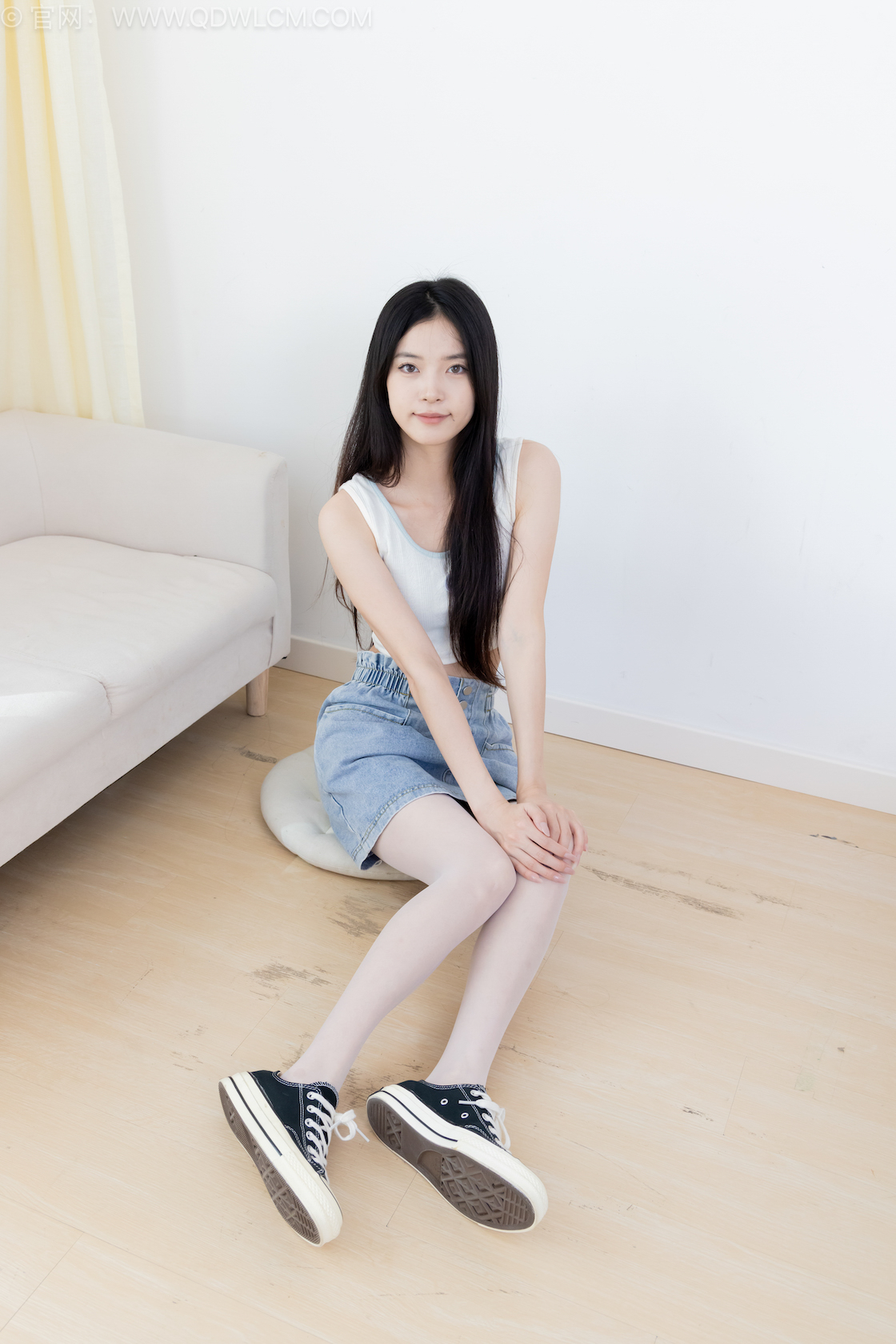 物恋传媒 - NO.2588期 《茯苓》 两双帆布鞋，薄白丝[脚尖加固款]，物恋传媒，物恋摄影映画