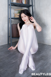 BEAUTYLEG - NO.2371 《Avril》 腿模 [37P]