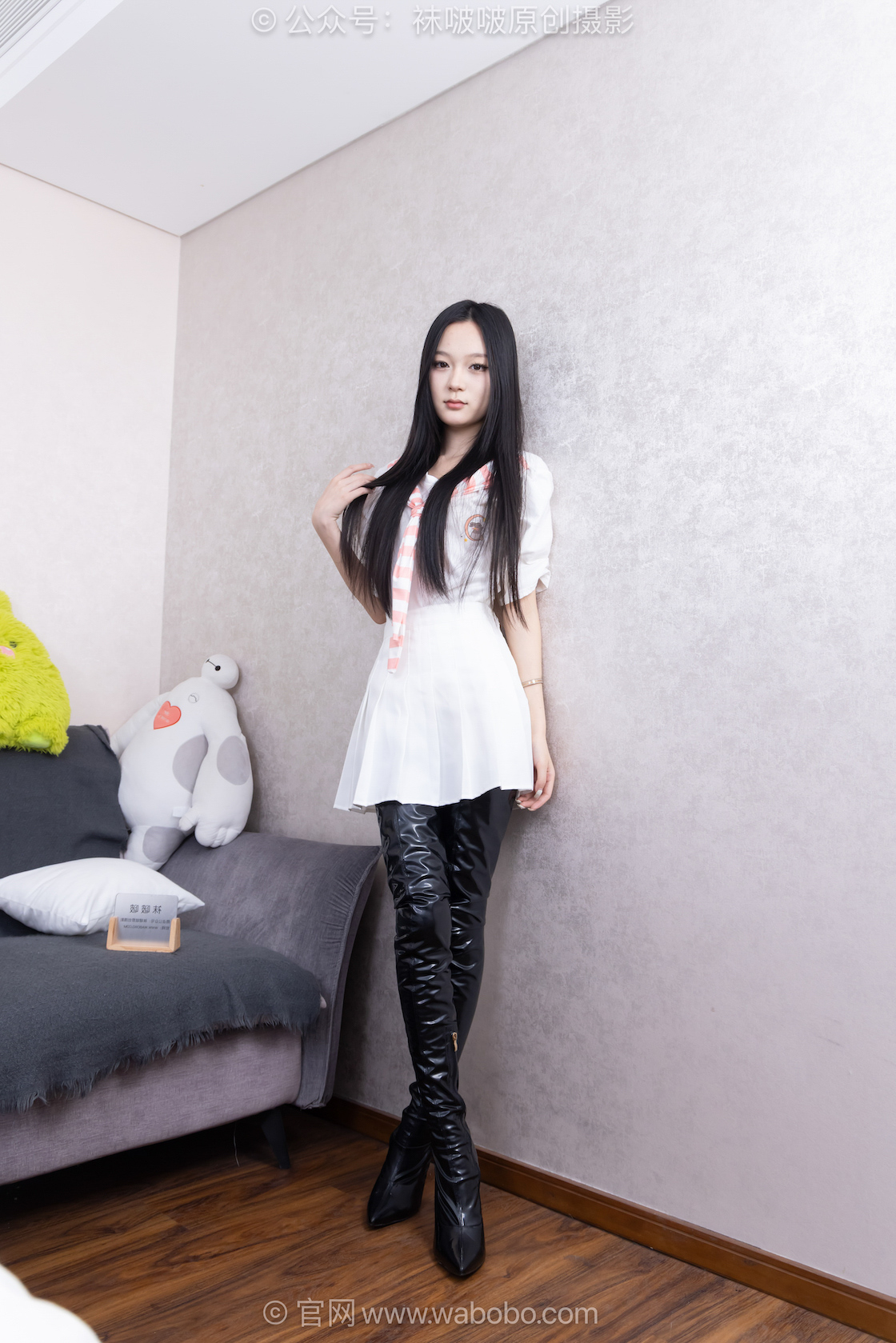 袜啵啵 - NO.692期 《焦糖》 高跟长靴，薄白丝[脚尖加固款]，裸足