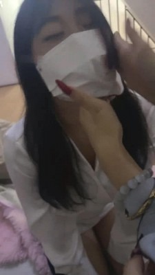 直播视频 《女仆店萌萌》圈养母畜没睡醒就被姐妹花玩弄 [30分19秒]