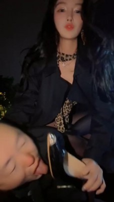直播视频 《一诺大小姐》真实-刺激-心跳-车上调户外骂司机路人 [23分34秒]