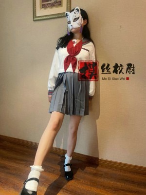 女王女主 《摸丝校尉原创》精品约足之闻舔JK少女的棉袜玉足！ [17分26秒]