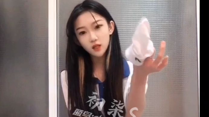 女王女主 《LAPAPA》初柒绝美学生S不良学生妹校服pov [9分46秒]