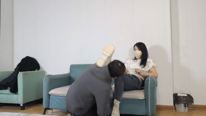 女神学院 《女神学院·稚主KK》经典搭讪失败反被揍 [48分56秒]
