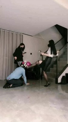直播视频 《美蒂莎》御姐双S-头爆气球/高跟碾压sp《双视角版》 [46分25秒]