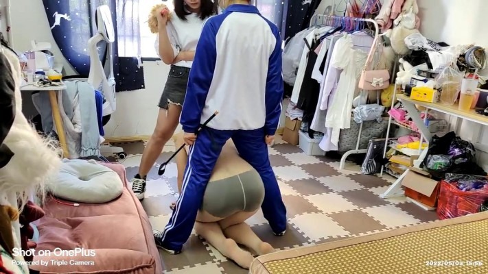 00后蕬小乃 《00后蕬小乃》钻胯2 [35分22秒]