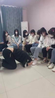直播视频 《精神小妹》精彩-群素人暴力虐狗/超爽场 [30分19秒]
