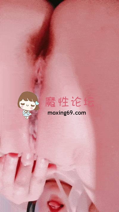 甜美呆萌美少女！没穿内裤一线天肥穴！手指抽插扣弄，手法非常熟练  [2V ] [BT] [-]