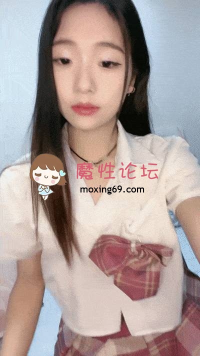 纯欲系极品美少女！甜美又淫骚！jk装舔着手指喊爸爸，开档白丝袜  [2V ] [BT] [-]