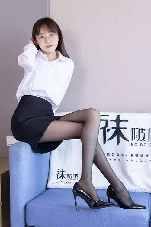 袜啵啵-稚予-制服包臀裙高跟鞋、黑丝短肉丝、ol风[142P1V-1. [142p1v-1.35GB]