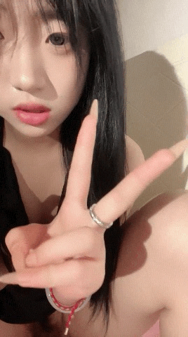 [夸克]清纯反差萌妹《纯情小m》 性感渔网袜 道具自慰 娇喘呻吟 粉穴流白浆 《917M/5V》夸克 [-]