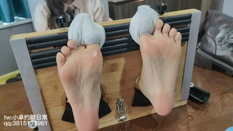 [小卓]新模清纯女大tk [1-2.4g]