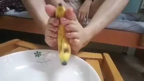 足迹主播西米露秀足舔脚合集 [20V-283MB]
