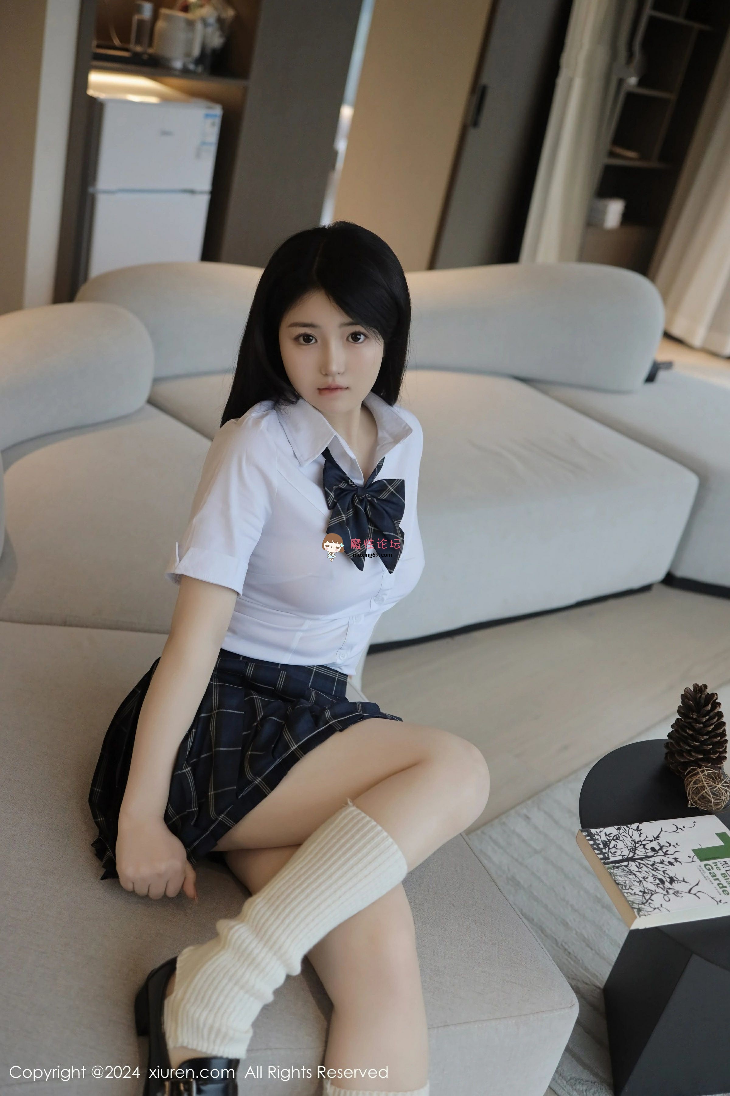秀人网新晋美巨乳模特@陈小花 尺度作品4套新作合集 [4V 320P+1.96G][百度盘] [-]