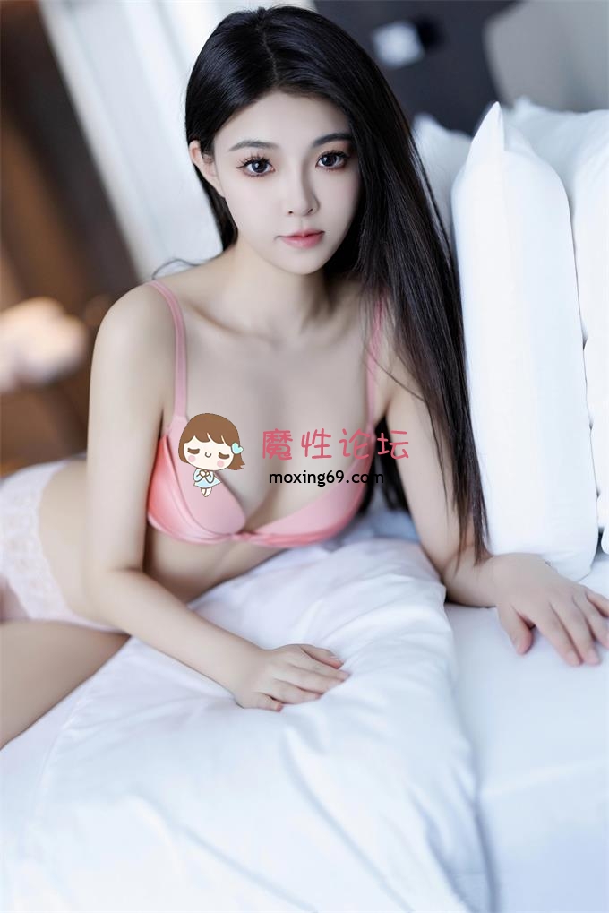秀人网福利姬美女 初梦瑶 肤白貌美大长腿10套视图福利合集 [894P/805M][百度盘] [-]
