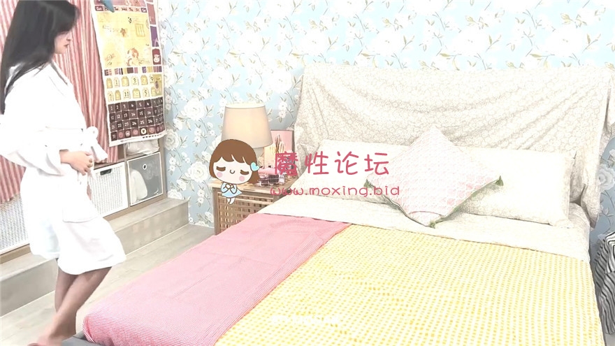 『ED Mosaic』美女模特小婕被猥琐摄影师下药受不了[1V998M][BT] [-]