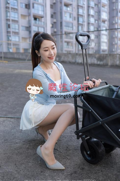 [IESS异思趣向] 2022.12.31 小婕《老司机开车》 90P-100M  《百度云》 [-]