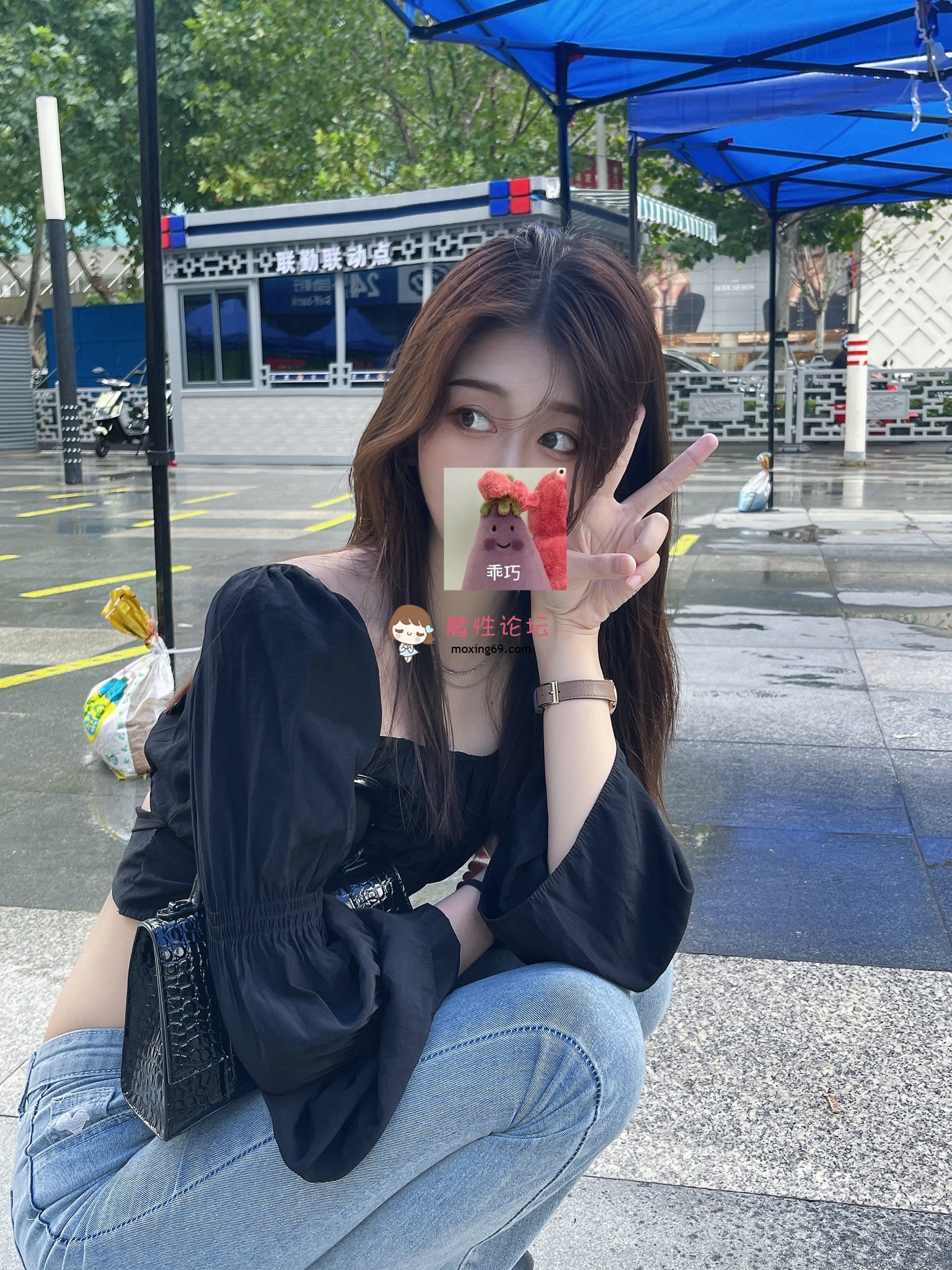 二次元COS约啪大师Maniacccccc，漫展结束就被金主拉去酒店深喉爆肏补充蛋白质[83V103P25.5G] [-]
