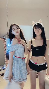 《小懒猫》甜美校花!强强连手闺蜜妍妍酱~裸舞~道具~喷水!《10V/7.92GB/夸克》 [-]