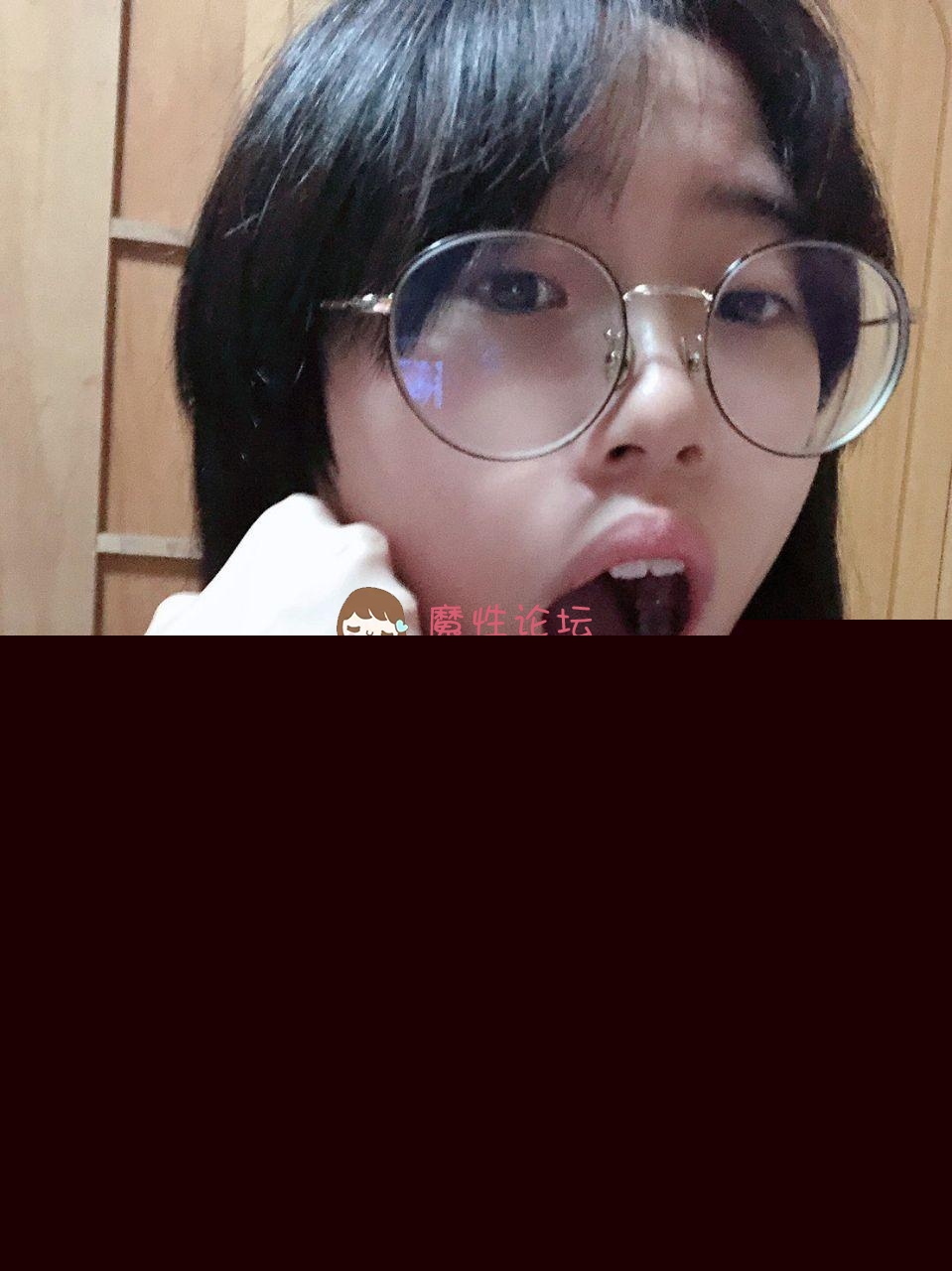 爆料20位前女友资料泄密 [826P 28V 1.84GB][夸克] [-]