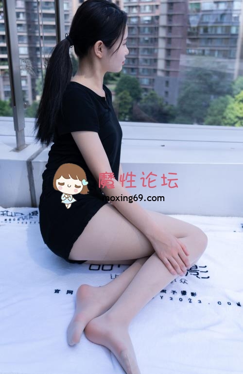 甜予摄影-思思-热裤白棉袜肉丝美腿 [128P1V-1.46G百度网盘] [-]