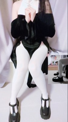 女王女主 剧情向—修女与小男孩1（轻口） [10分26秒]