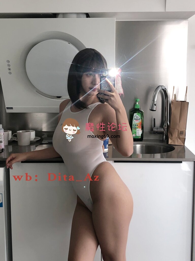 已补链！✨ 精！ ⁎⁺˳微博32w粉coser「浅安安」无水印大尺度流出+cos7套+推特全图《np 18G》《百度网盘》 [-]