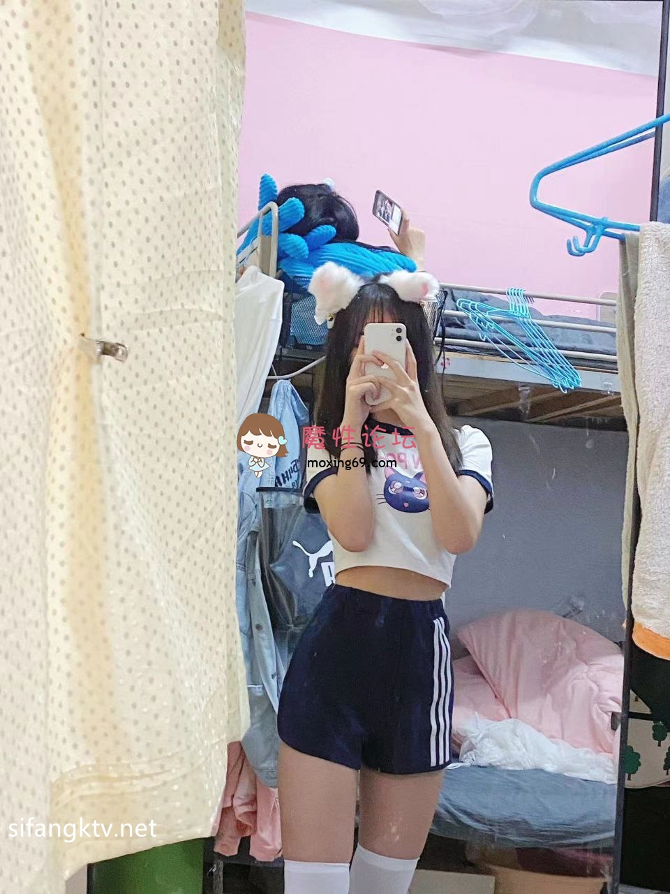 无需软妹币：《某某门事件》⚡第3弹 西南大学校花穆诗蔓自拍泄密，没想到居然是这样骚逼《61MB/16v》迅雷 [-]