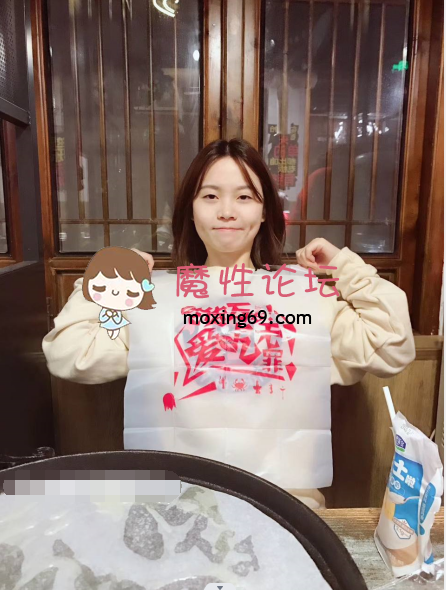 《无需软妹币》可怜的长沙音乐学院学妹小云❤️被渣男玩了毕业分手性爱视频被流出网络《1V＋18P/669MB》夸克 [-]