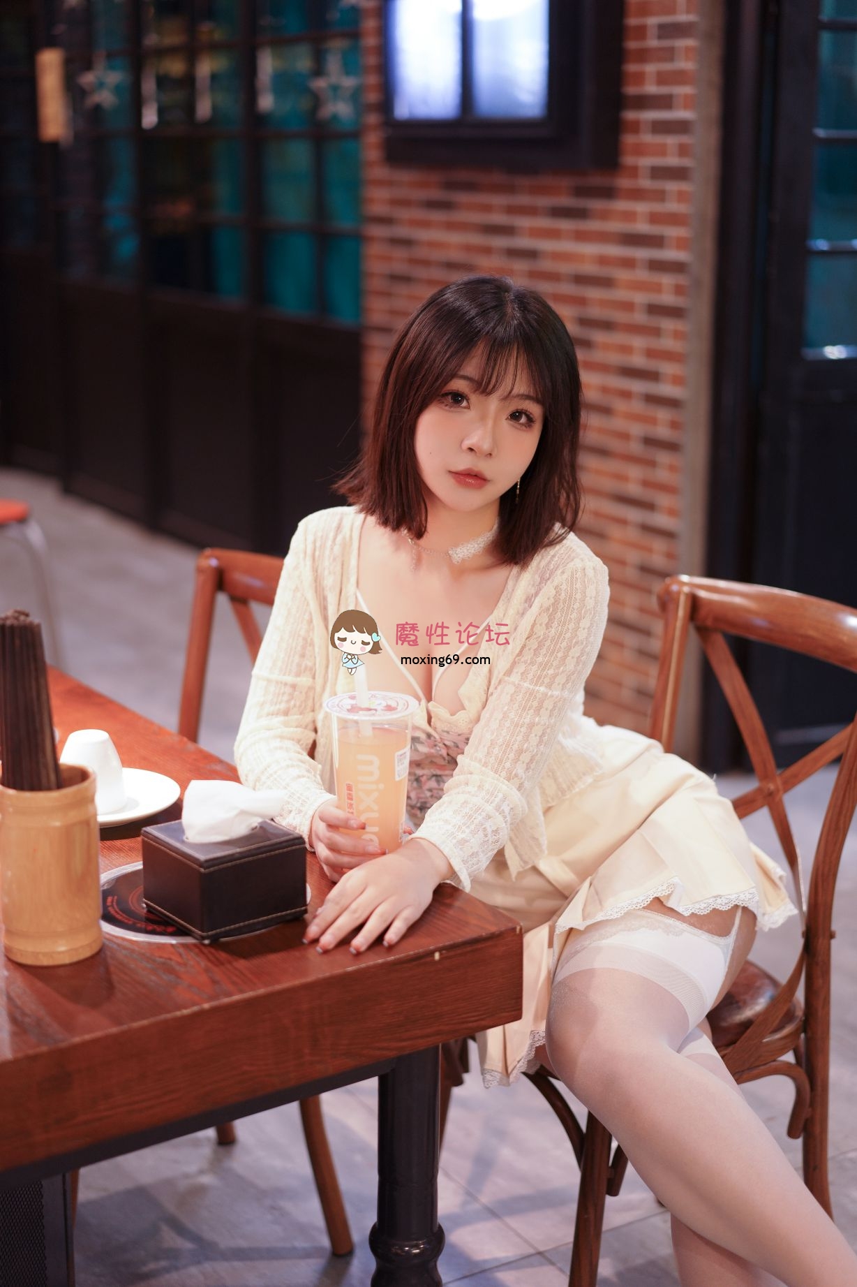 yuuhui玉汇 Vol.058 蕾丝情人《56P-855MB》《百度网盘》 [-]