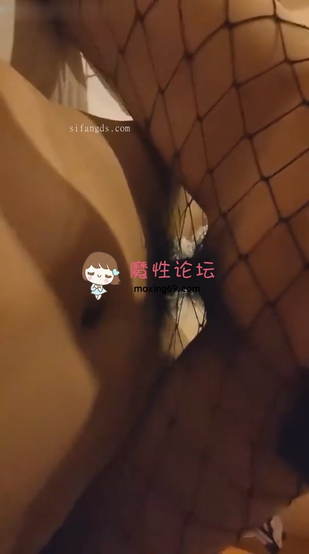 《快手》小姨妈是软面包 付费定制私拍大尺度 紫薇啪啪[17V634M][夸克盘] [-]
