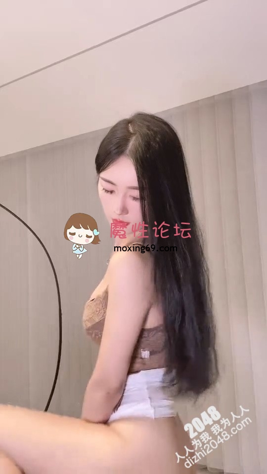 ✳️国庆送福利第十二弹✳️回复白嫖 9月最新流出 《bigo live》宁依纯➿无内露毛 最大尺度《684M 百度盘》 [-]