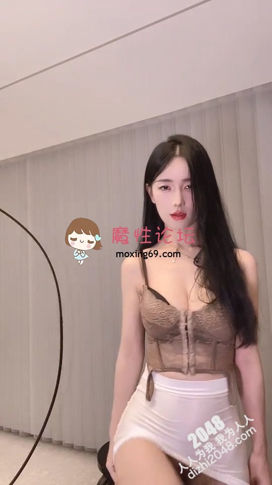 ✳️国庆送福利第十二弹✳️回复白嫖 9月最新流出 《bigo live》宁依纯➿无内露毛 最大尺度《684M 百度盘》 [-]