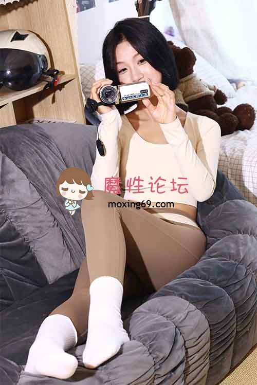 绮梦摄影-Light-瑜伽课棉袜裸足美脚[280P1V-3.23G百度网盘] [-]