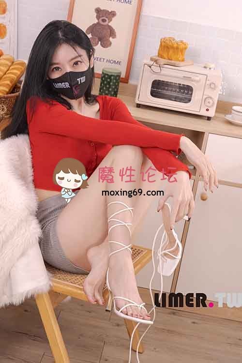 Limerence-语葳Jaly-美脚直接对你贴脸挑逗 [-]