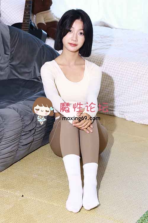 绮梦摄影-Light-瑜伽课棉袜裸足美脚[280P1V-3.23G百度网盘] [-]