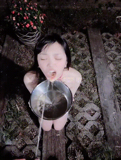 ：《强烈推荐》，顶级露脸小母狗《Lunana》推特5000元订阅福利①，露出喝尿调教啪啪[1V3270M][BT] [-]
